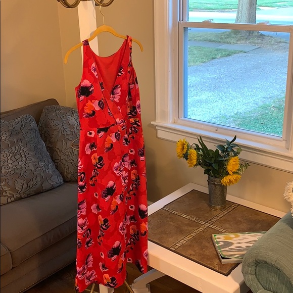 Backless I chose to wear this to expose the front - Picture 2 of 4